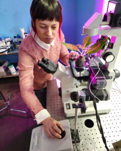 Dr Jo Zayner in her lab at The ODIN