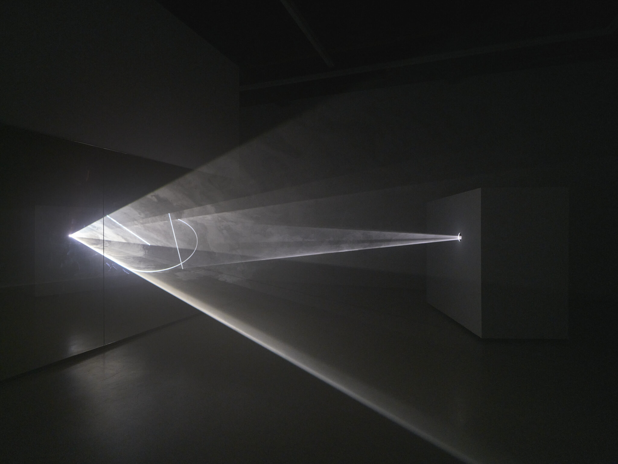 Anthony McCall | Exploring SOLID-LIGHT - ideaXme